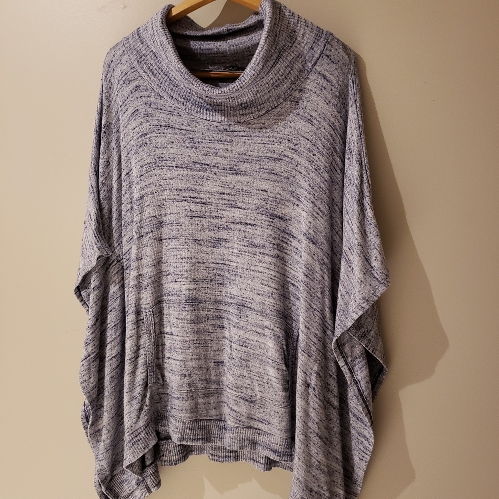 Laila Jayde from Stitch Fix poncho sweater